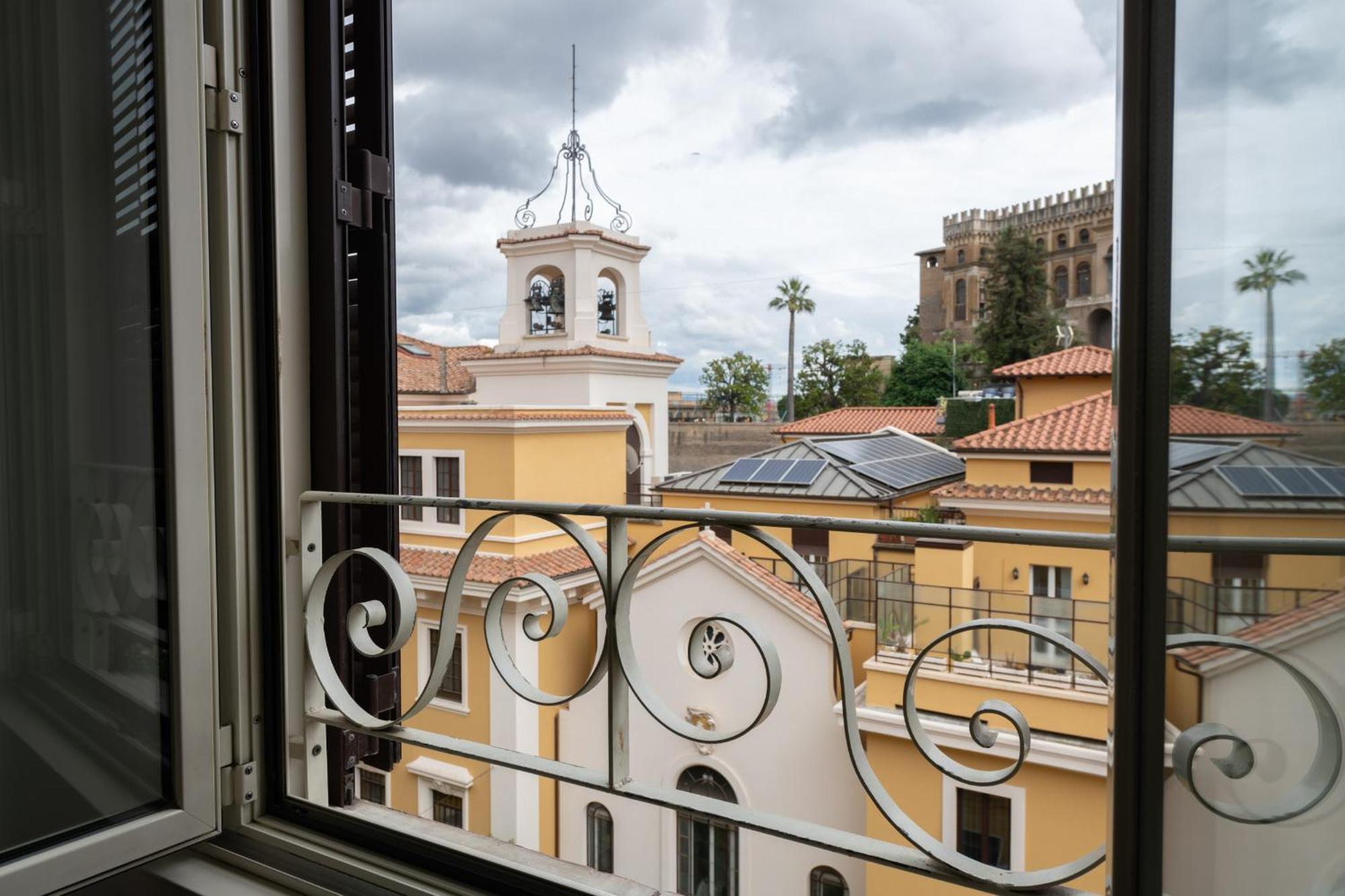Sistine Chapel View Rooms Check-In From 3 Pm To 10 Pm Exterior photo